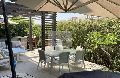 Apartment - 3 Bedrooms - 4 Bathrooms for sale in Moon Residences - Fifth Square - The 5th Settlement - New Cairo City - Cairo