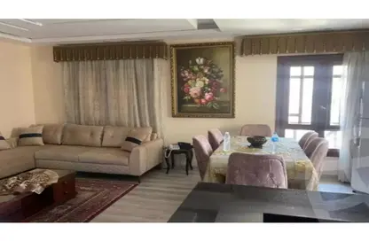 Apartment - 2 Bedrooms - 2 Bathrooms for rent in Al Rehab - New Cairo City - Cairo