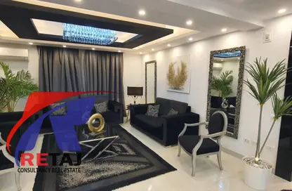 Apartment - 3 Bedrooms - 3 Bathrooms for sale in Mohammed Al Mokaled St. - 8th Zone - Nasr City - Cairo