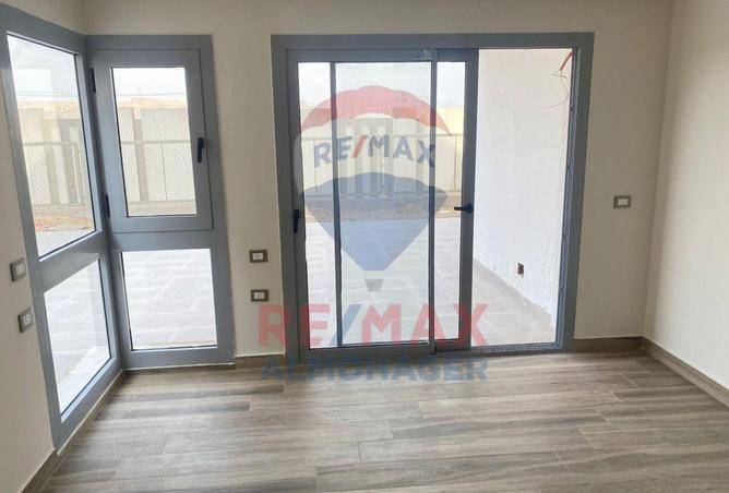 8252209 - Property Image 2