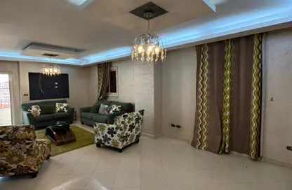 شقة - 2 غرف نوم - 2 حمامات للبيع في شارع إبراهيم البعثي - المهندسين - الجيزة