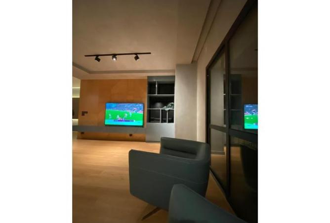 8047657 - Property Image 2