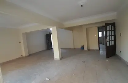 Office Space - Studio - 1 Bathroom for rent in Gameat Al Dewal Al Arabeya St. - Mohandessin - Giza