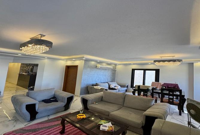 8187976 - Property Image 3