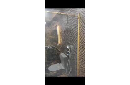 شقة - 3 غرف نوم - 3 حمامات للبيع في شارع يوسف صبري أبو طالب - الحي السابع - مدينة العبور - القليوبية
