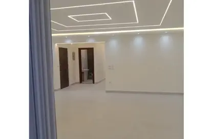 Apartment - 4 Bedrooms - 3 Bathrooms for sale in 16th District - Sheikh Zayed City - Giza
