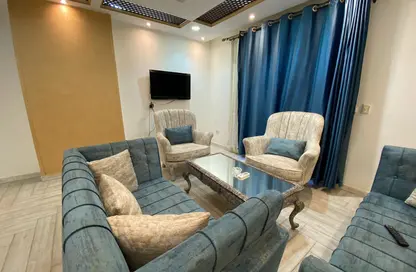 شقة - 2 غرف نوم - 2 حمامات للايجار في شارع القدس الشريف - المهندسين - الجيزة