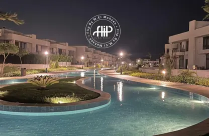 Townhouse - 3 Bedrooms - 3 Bathrooms for sale in Lake West - Sheikh Zayed Compounds - Sheikh Zayed City - Giza