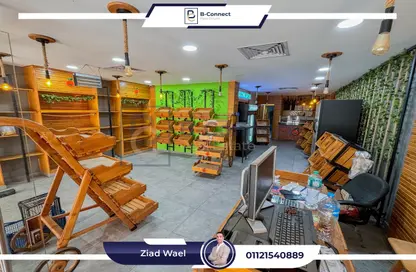 محل تجاري - استوديو - 1 حمام للبيع في شارع السيدة سكينة إبنت الحسين - كفر عبده - رشدي - حي شرق - الاسكندرية