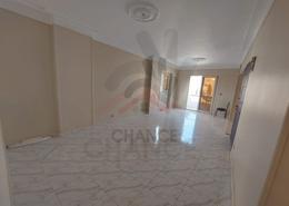 شقة - 2 غرف نوم - 1 حمام for للايجار in شارع سانت جين - كفر عبده - رشدي - حي شرق - الاسكندرية