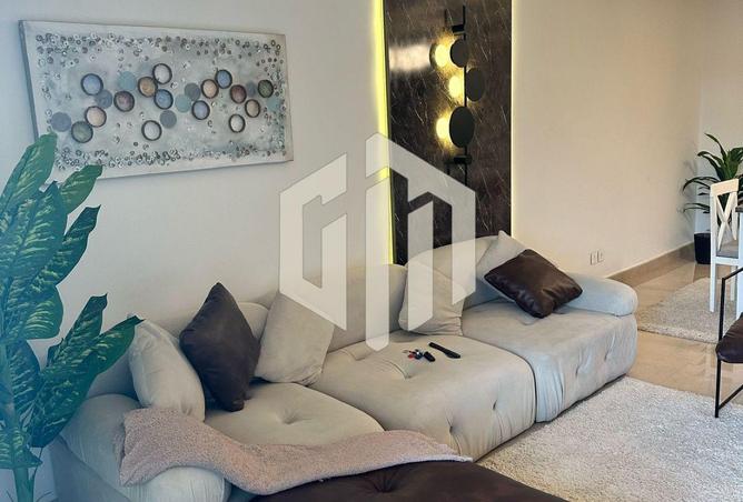 8377934 - Property Image 2