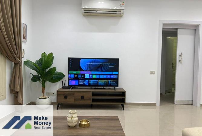 8233453 - Property Image 2