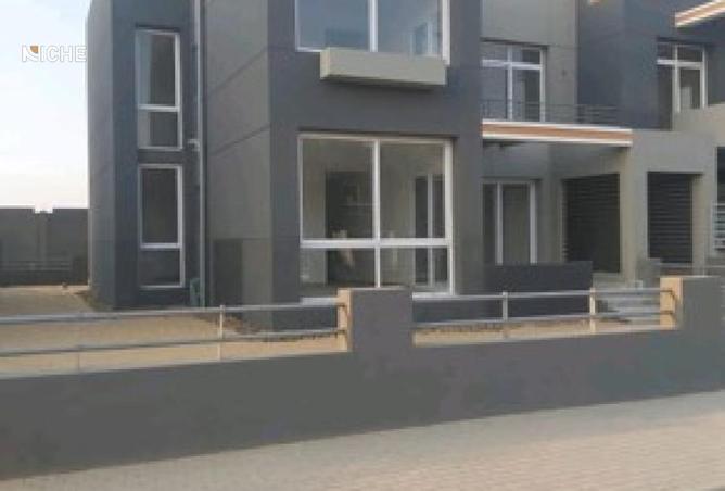 8501398 - Property Image 2