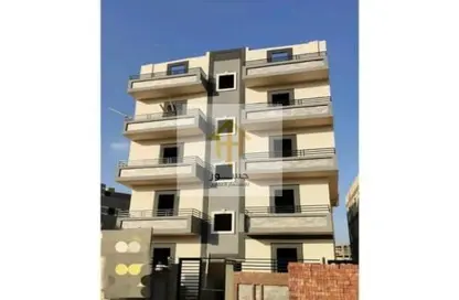 Apartment - 3 Bedrooms - 2 Bathrooms for sale in Italian Neighborhood Road - Hadayek October - 6 October City - Giza