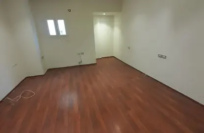 Apartment - 2 Bedrooms - 2 Bathrooms for rent in El Narges Buildings - Al Narges - New Cairo City - Cairo