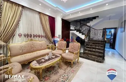 Apartment - 3 Bedrooms - 2 Bathrooms for sale in 9th District - Sheikh Zayed City - Giza