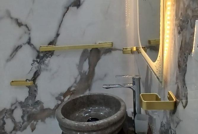 8212920 - Property Image 3