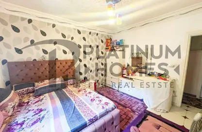 Apartment - 4 Bedrooms - 1 Bathroom for sale in El Mandara - Hay Than El Montazah - Alexandria