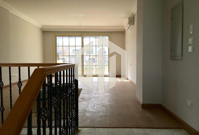 8194701 - Property Image 3