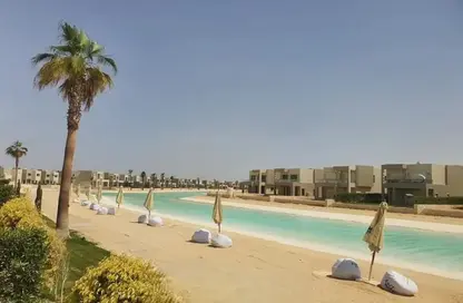 Chalet - 2 Bedrooms - 2 Bathrooms for sale in Azha North - Ras Al Hekma - North Coast