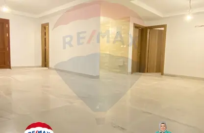 شقة - 3 غرف نوم - 3 حمامات للبيع في سكاي لاين - سموحة - حي شرق - الاسكندرية