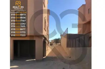 Villa - 5 Bedrooms - 4 Bathrooms for sale in Princess - 6 October Compounds - 6 October City - Giza