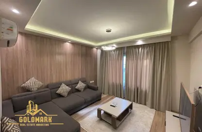 شقة - 3 غرف نوم - 3 حمامات للايجار في جاليريا  مون فالى - المستثمرين الجنوبية - مدينة القاهرة الجديدة - القاهرة