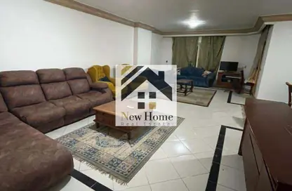 Apartment - 3 Bedrooms - 3 Bathrooms for sale in Degla - Hay El Maadi - Cairo
