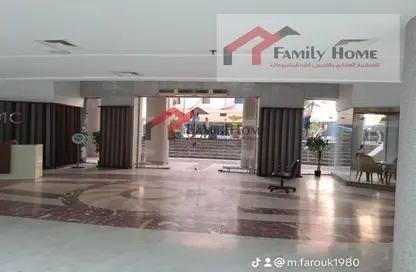 Clinic - Studio - 2 Bathrooms for sale in Valeria Maadi - Zahraa El Maadi - Hay El Maadi - Cairo
