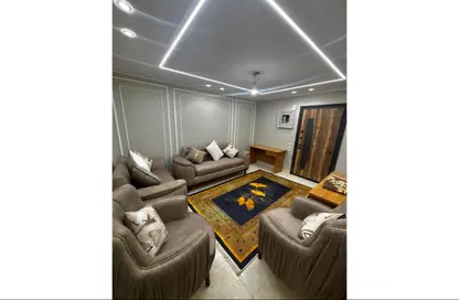 Apartment - 3 Bedrooms - 1 Bathroom for rent in Tabarak - Zahraa El Maadi - Hay El Maadi - Cairo