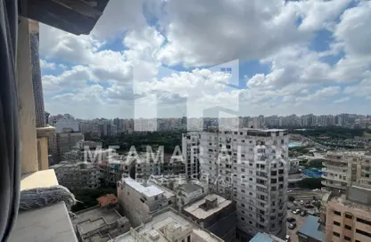 Apartment - 3 Bedrooms - 1 Bathroom for sale in Mahmoud Al Tareni St. - Cleopatra - Hay Sharq - Alexandria