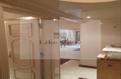 Apartment - 2 Bedrooms - 2 Bathrooms for sale in Almosekar Ali Ismail St. - Dokki - Giza