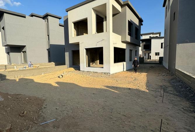 8061317 - Property Image 3