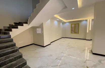 Duplex - 3 Bedrooms - 3 Bathrooms for rent in Palm Villa - Al Wahat Road - 6 October City - Giza