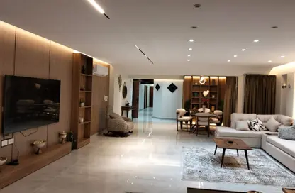 شقة - 3 غرف نوم - 4 حمامات للبيع في شارع جزيرة العرب (المهندس حسن حلمي) - المهندسين - الجيزة