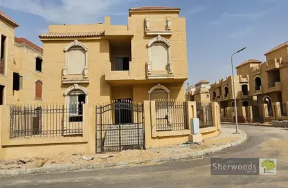فيلا - 5 غرف نوم - 4 حمامات للبيع في كمبوندات التجمع الخامس - التجمع الخامس - مدينة القاهرة الجديدة - القاهرة