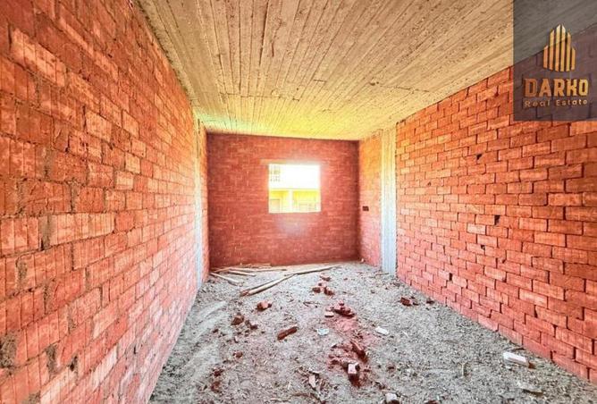 8184775 - Property Image 2