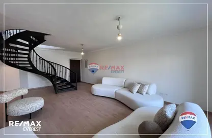 (بنتهاوس  (روف - 3 غرف نوم - 2 حمامات للبيع في زايد ديونز - الحي السادس - الشيخ زايد - الجيزة