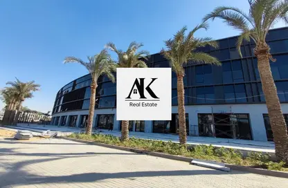 Office Space - Studio - 1 Bathroom for sale in Lake View Residence - 5th Settlement Compounds - The 5th Settlement - New Cairo City - Cairo