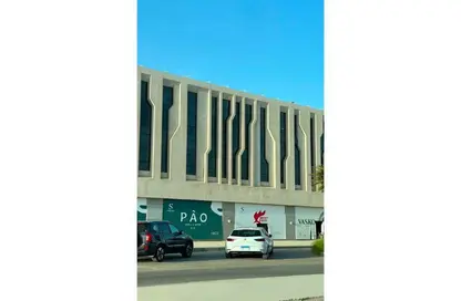 عيادة - استوديو - 1 حمام للايجار في ان  90  بيزنس كومبلكس - شارع التسعين الشمالي - التجمع الخامس - مدينة القاهرة الجديدة - القاهرة