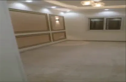 شقة - 3 غرف نوم - 1 حمام للبيع في شارع وادي النيل - المهندسين - الجيزة