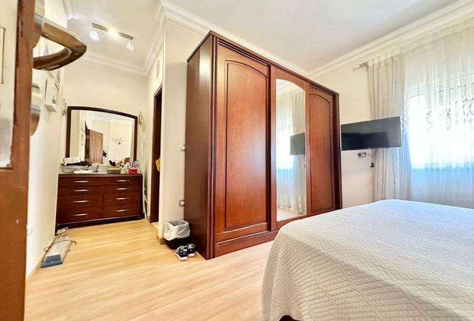8143969 - Property Image 3