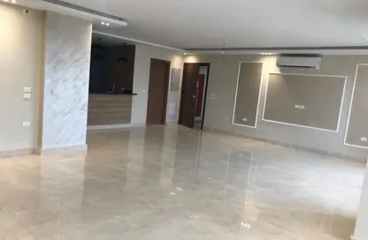 Apartment - 4 Bedrooms - 3 Bathrooms for rent in Garden Residence - Hyde Park - New Cairo City - Cairo