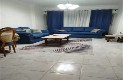 Apartment - 2 Bedrooms - 1 Bathroom for rent in Street 221 - Degla - Hay El Maadi - Cairo