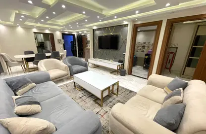 شقة - 2 غرف نوم - 2 حمامات للايجار في شارع البطل احمد عبد العزيز - المهندسين - الجيزة