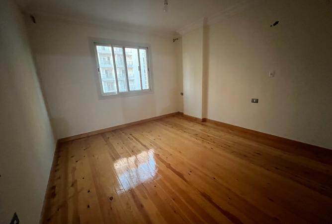 8482935 - Property Main Image