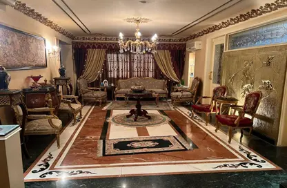 Apartment - 5 Bedrooms - 3 Bathrooms for sale in Dr Naguib Mahfouz St. - 8th Zone - Nasr City - Cairo