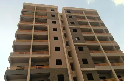 Apartment - 3 Bedrooms - 2 Bathrooms for sale in Zahraa Al Maadi St. - Degla - Hay El Maadi - Cairo