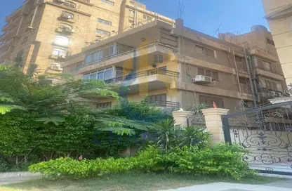 Apartment - 2 Bedrooms - 2 Bathrooms for sale in Al Horreya St. - New Maadi - Hay El Maadi - Cairo