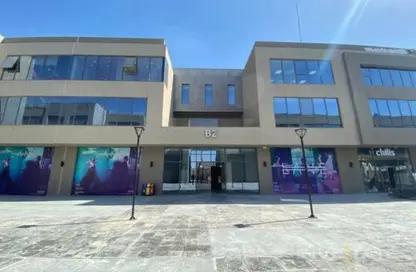 Office Space - Studio - 2 Bathrooms for rent in The Lane - 26th of July Corridor - Sheikh Zayed City - Giza